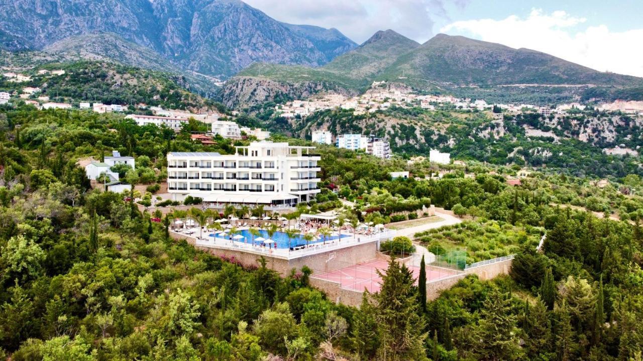 Elysium Hotel 5*