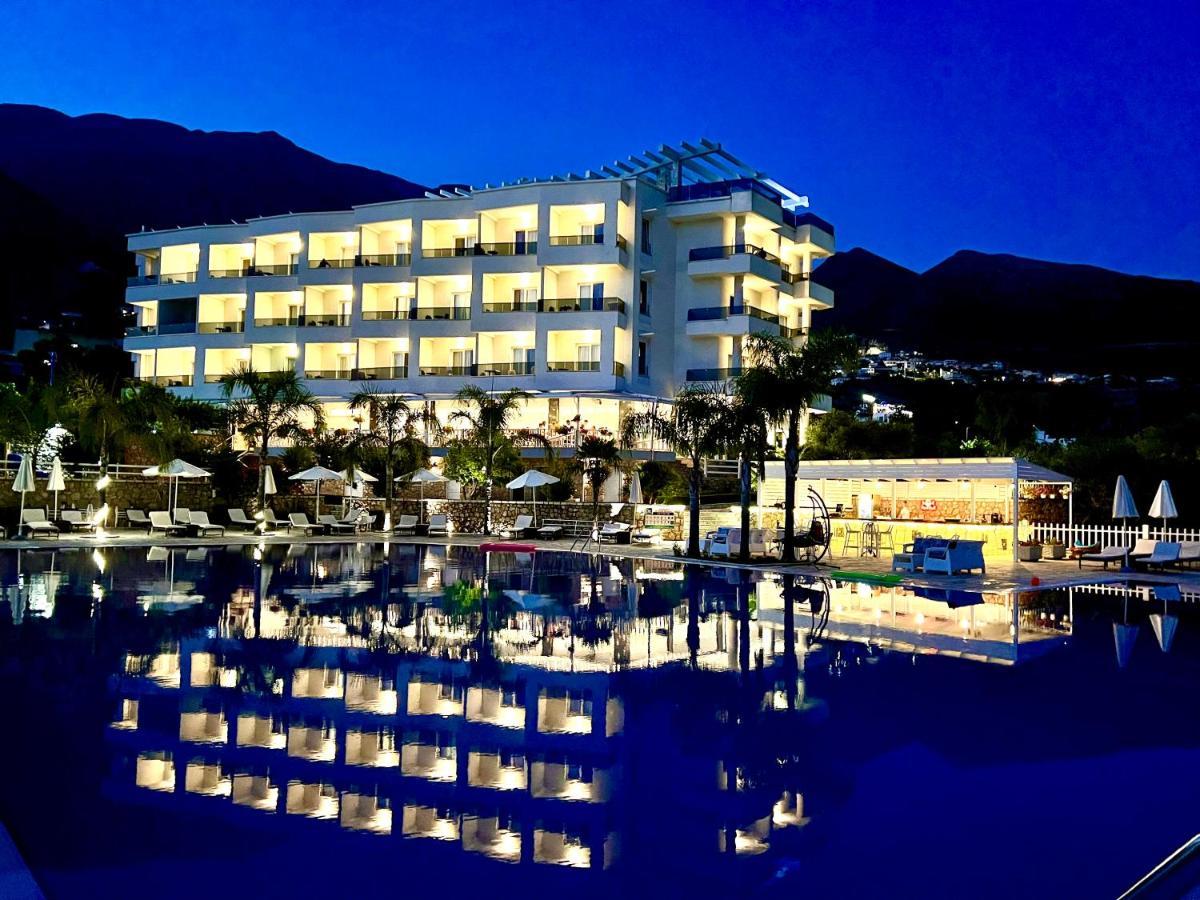 Hotel Elysium