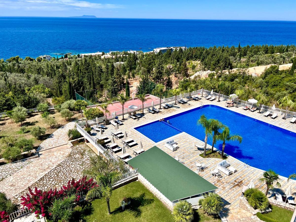 Elysium 5* Dhermi