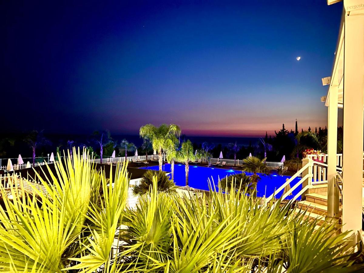 Elysium Hotel Dhermi