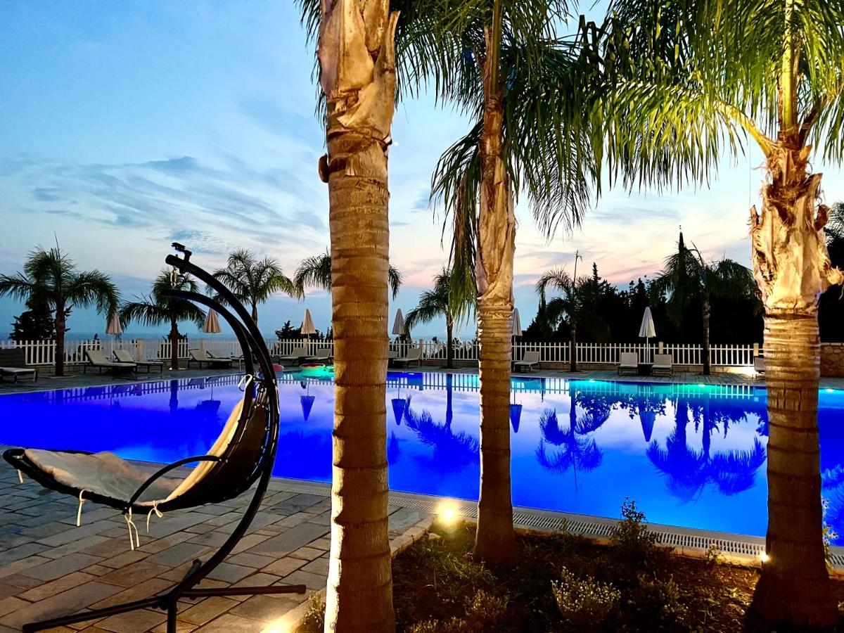 Hotel Elysium