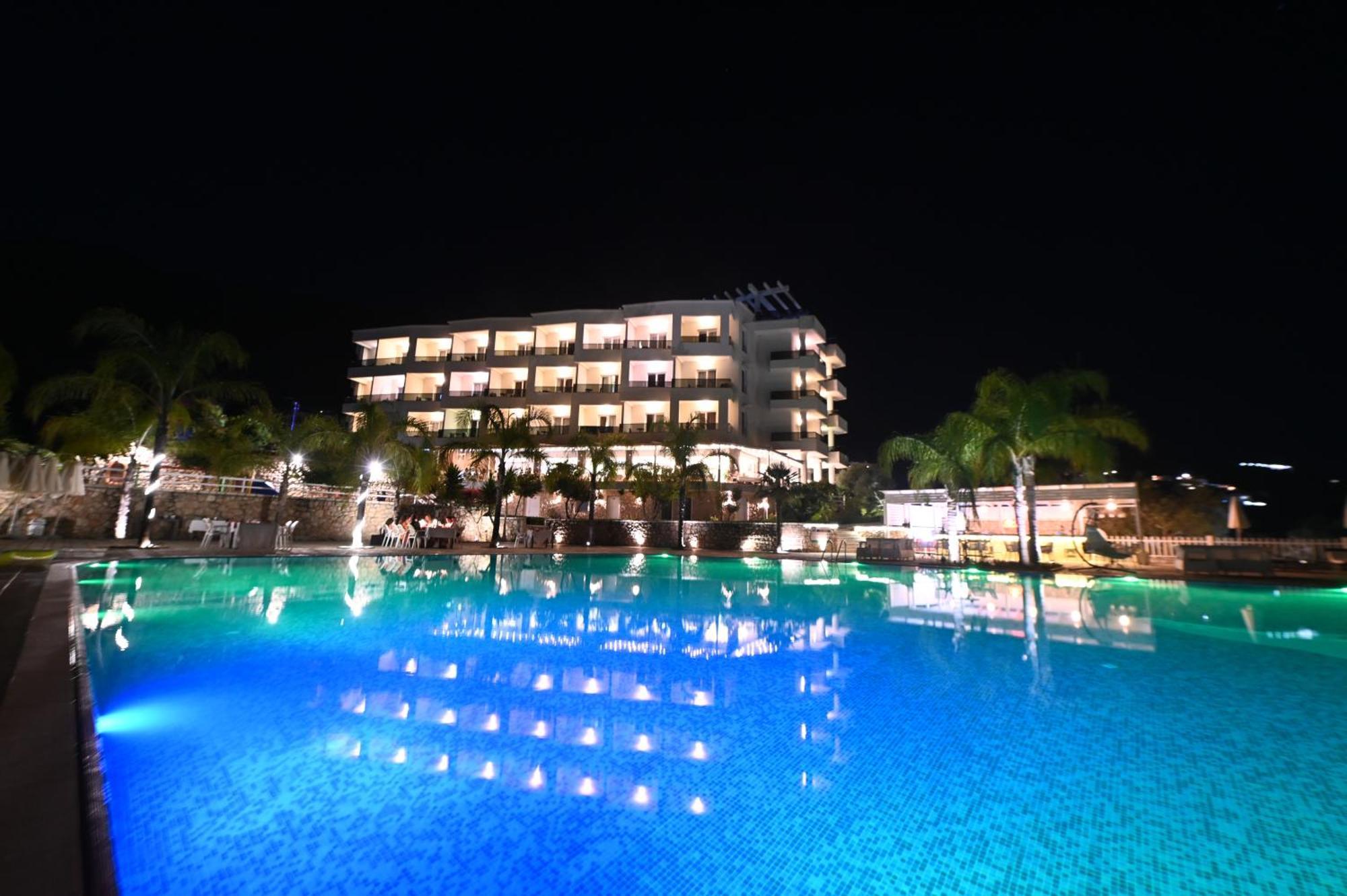Elysium Hotel 5*