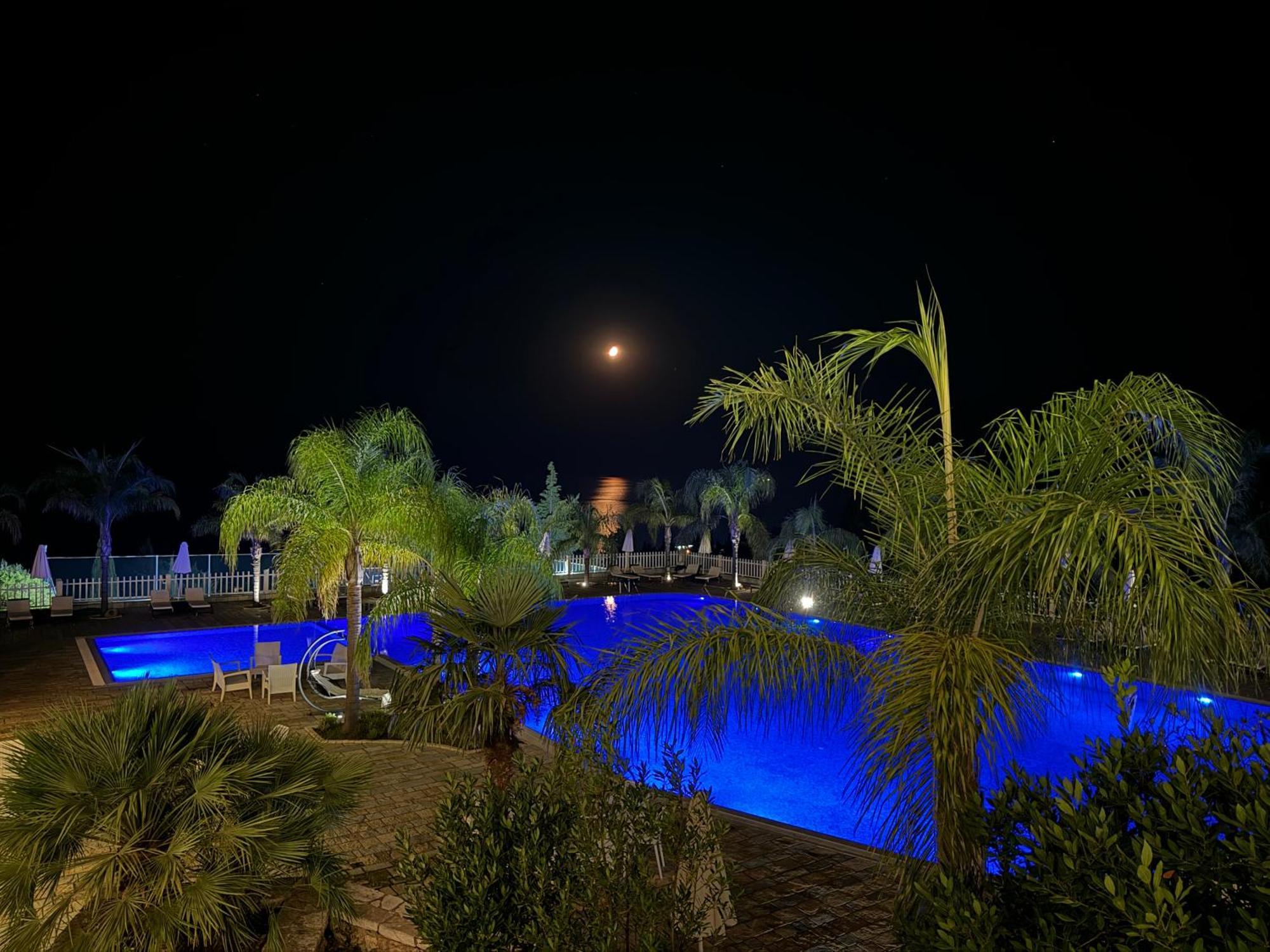 Elysium 5* Dhermi
