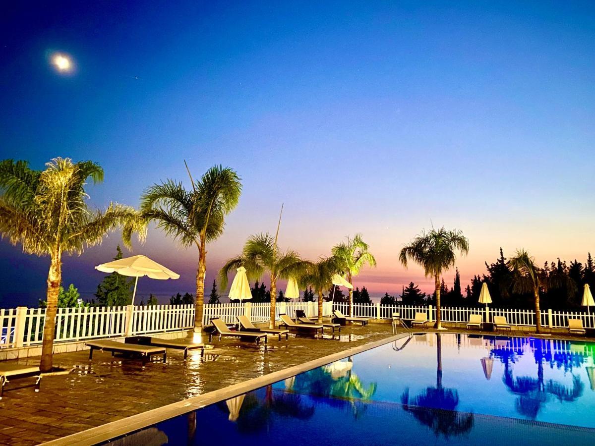 Elysium Hotel 5*