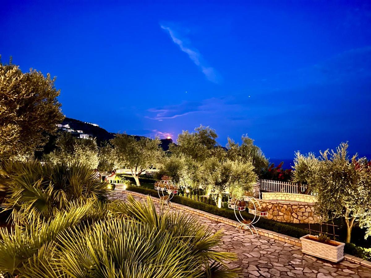 Elysium Hotel Dhermi